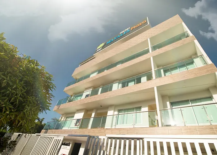 Hotel Metropolitano Plaza
